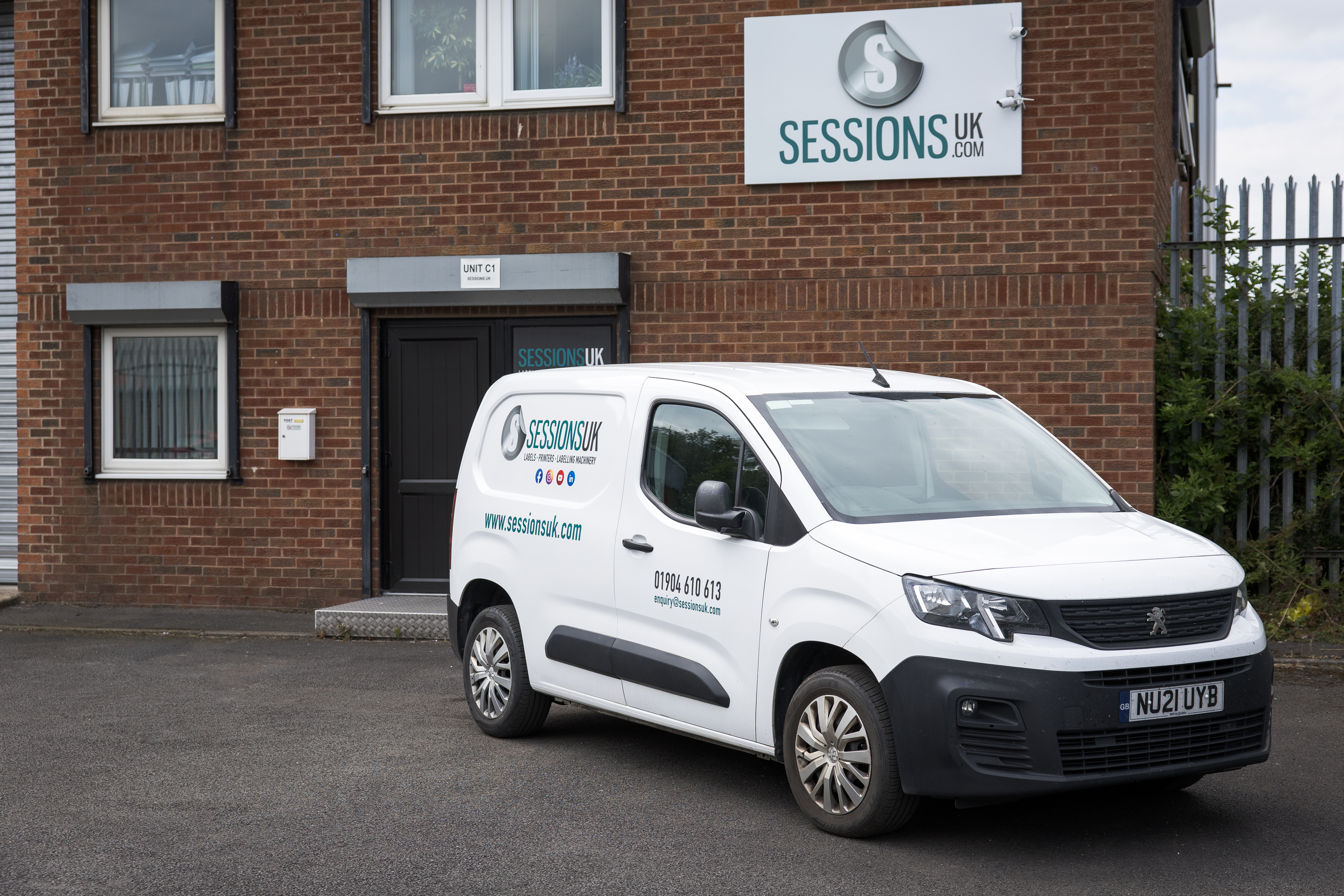 Sessions UK labelling machine
